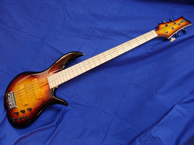 IN STOCK F bass sold out 03