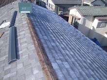 屋根の軽量化（屋根材・棟）：神奈川県大和市南林間でリフォーム等住宅に関する工事を行っております