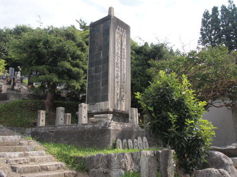 盛巌寺の津波碑１