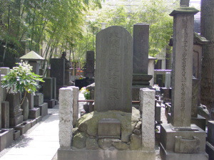 回向院の関東地震横死者の墓