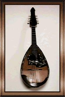 【公式販促】マンドリン Mandolin まんどりん トウヒ サペリ 表面単板 瓢形 長さ 65cm 演奏 高品質 ケース付き XMT2 マンドリン