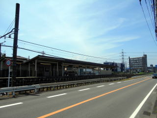 門沢橋の駅全景。