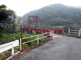 所木の駅のすぐ近くにある橋。幅は狭いが地元の方にとっては重要な橋であることには間違いない。