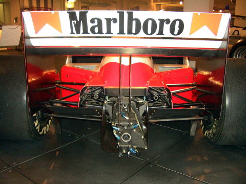 Mclaren MP4/2 TAG PORSCHE Niki Lauda