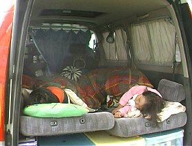 生活感があふれる車内