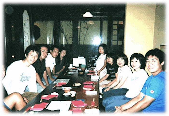 引っ越しの打ち上げ写真